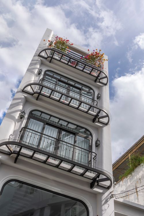 D3 TOWNHOUSE